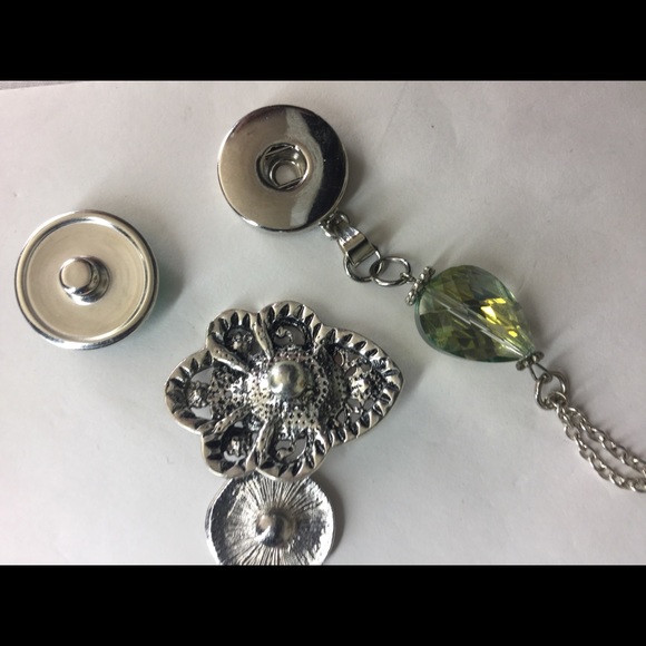 Snap Interchangeable Necklace - Picture 5 of 8